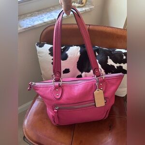 Coach Poppy Rose Pink Pebbled Leather Double Handle Handbag Tote 14"